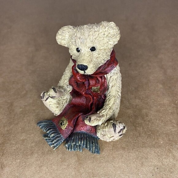 ARTHUR WITH RED SCARF BOYD'S BEARS New in Box Teddy Bear #7E/1810 Resin Retired - Picture 1 of 3